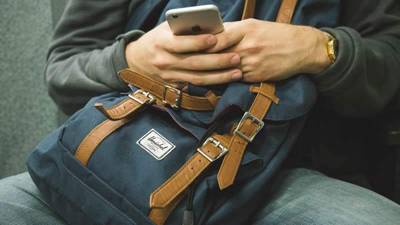 ¿En verdad ecesitas comprar un celular caro?