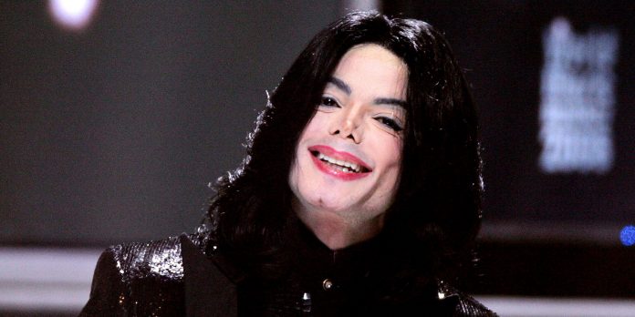 Víctima de Michael Jackson rompe el silencio