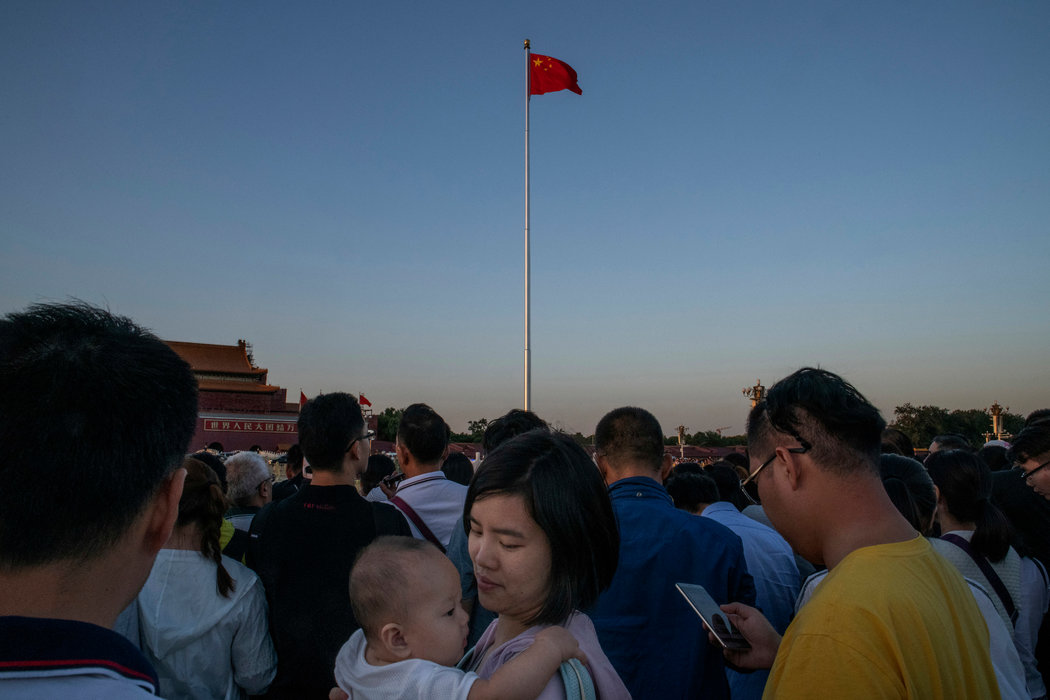 Crisis de natalidad en China: los parlamentarios presentan soluciones, pero no encuentran voluntad política