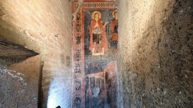 Descubierto en Roma un sorprendente fresco de hace 900 años