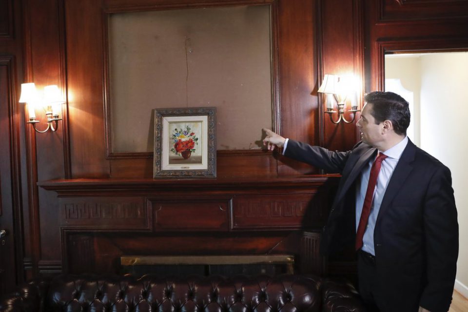 Estados Unidos ayuda a Guaidó a rastrear obras de arte robadas