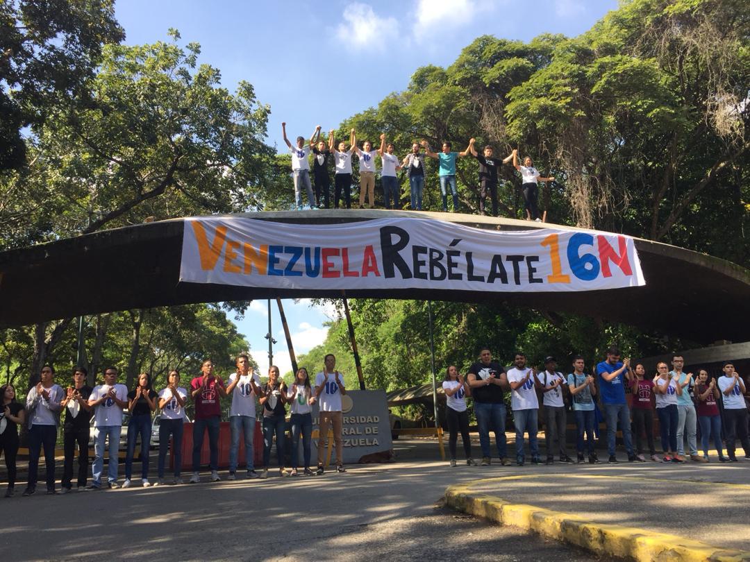 Estudiantes UCV