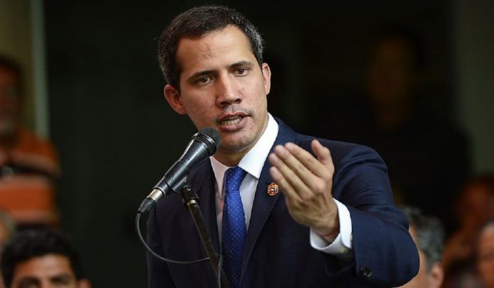 Guaidó pidió a fiscalía
