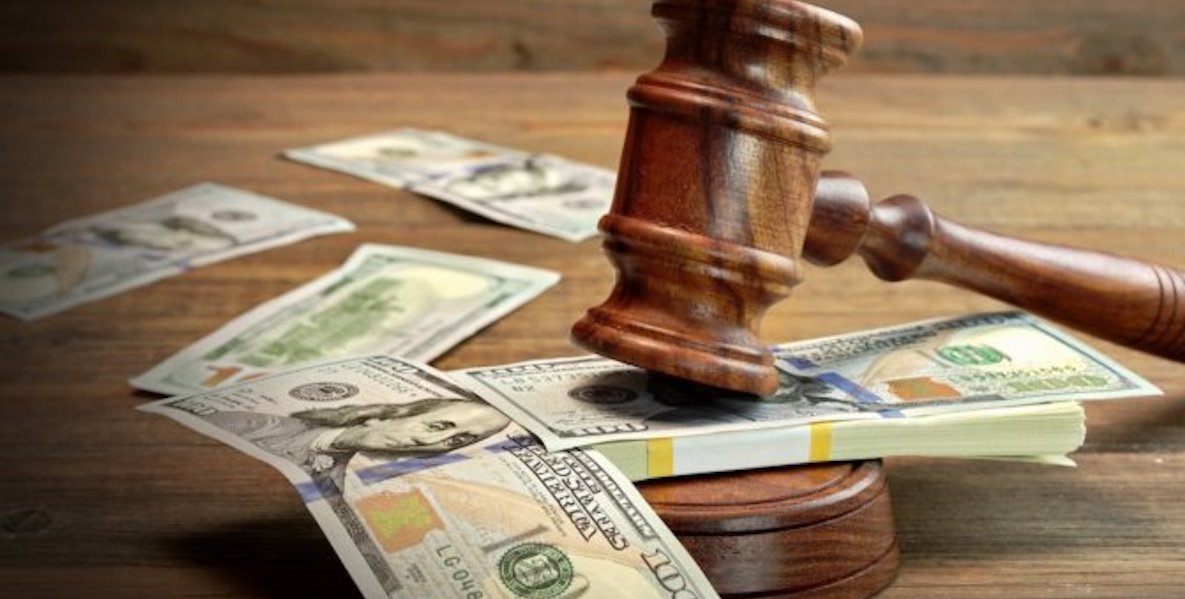 Legalidad y dólares en condominios