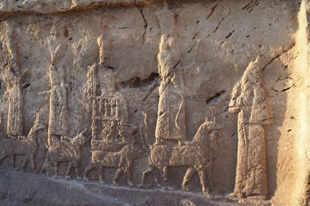 Irak: Descubren extraordinarios grabados asirios del siglo VIII a. C.