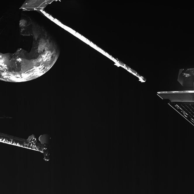 Regalo de despedida de BepiColombo: La Tierra vista a más de 19.000 km
