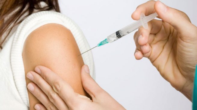covid-19: Seis vacunas contra el virus se están probando en humanos