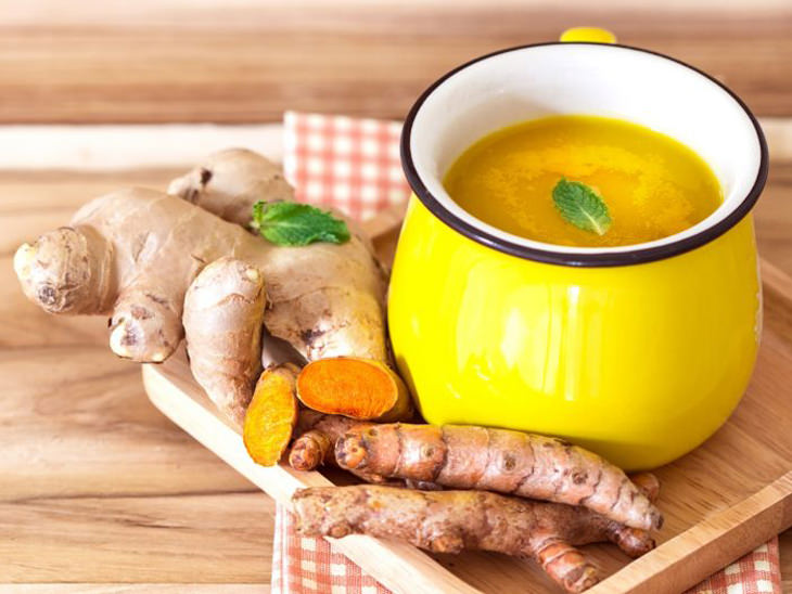 ¿Mucho dolor? Prueba el té de cúrcuma y jengibre, un analgésico natural
