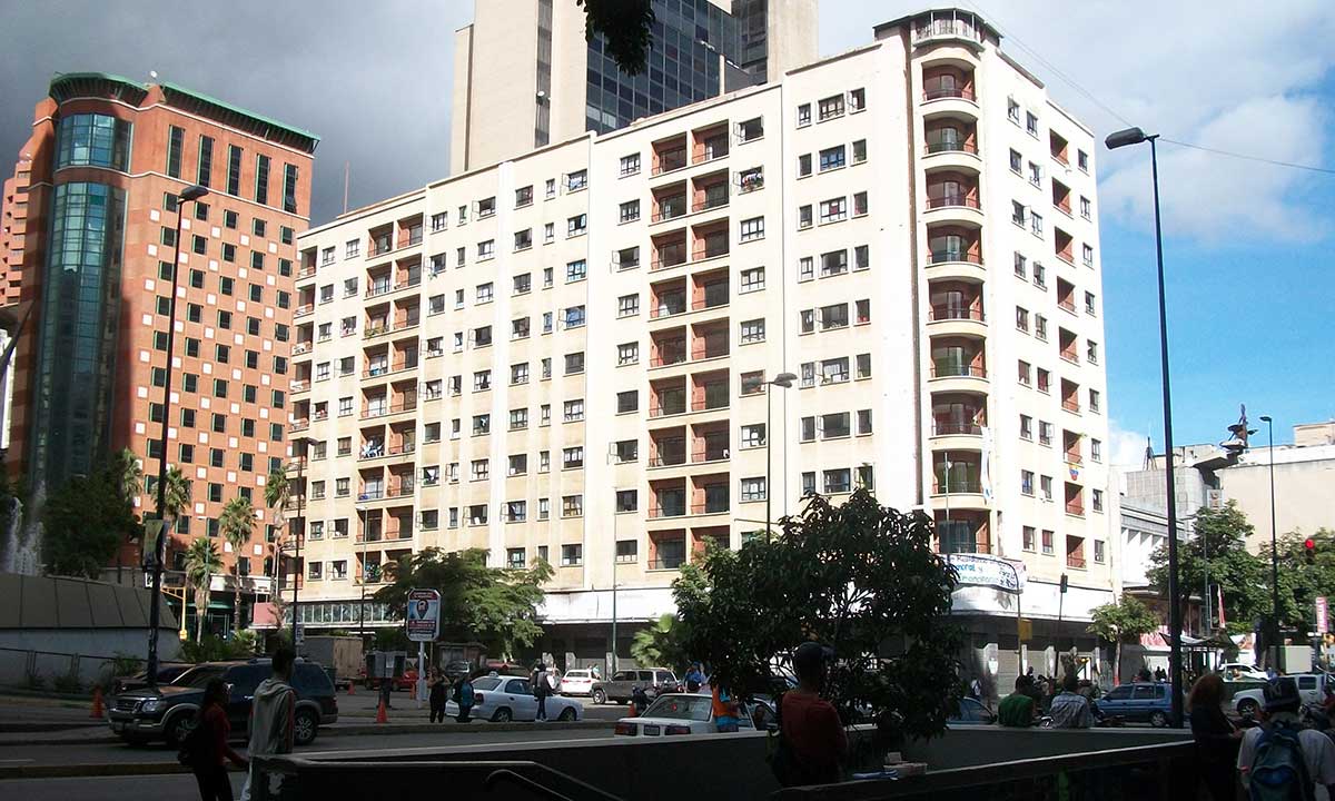 RESIDENCIA-ESTUDIANTIL-CURADAS