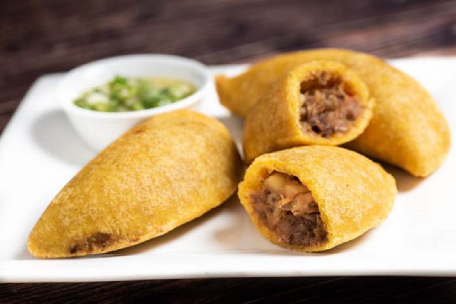 La receta más fácil y rápida para preparar empanadas de yuca ¡Sin harina!