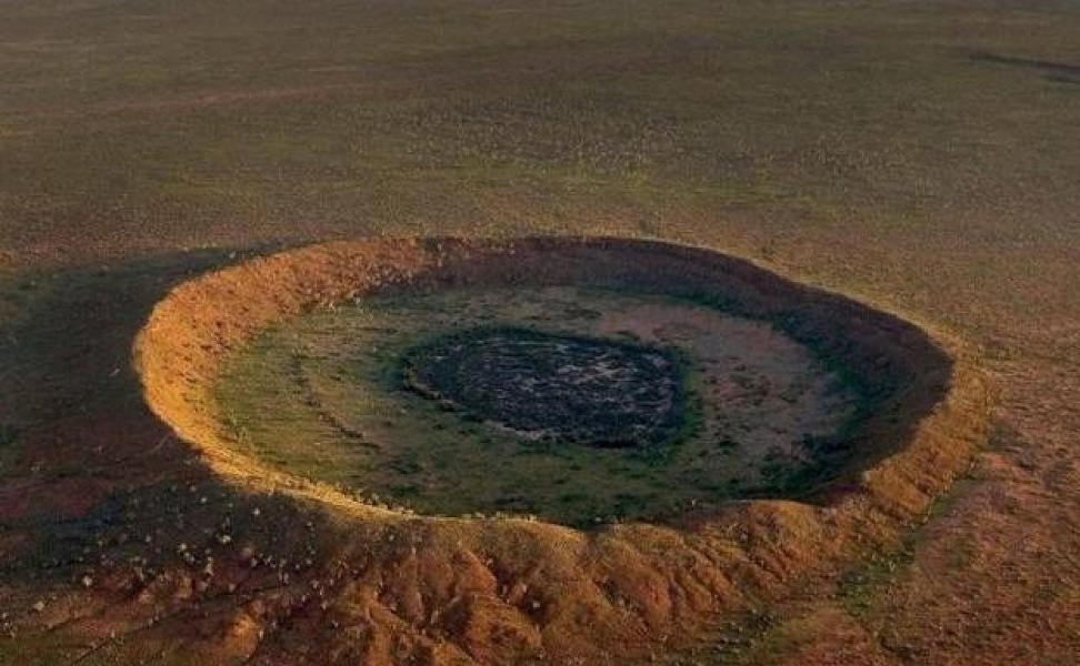 Australia: Descubren un cráter de meteorito de los más grandes del mundo