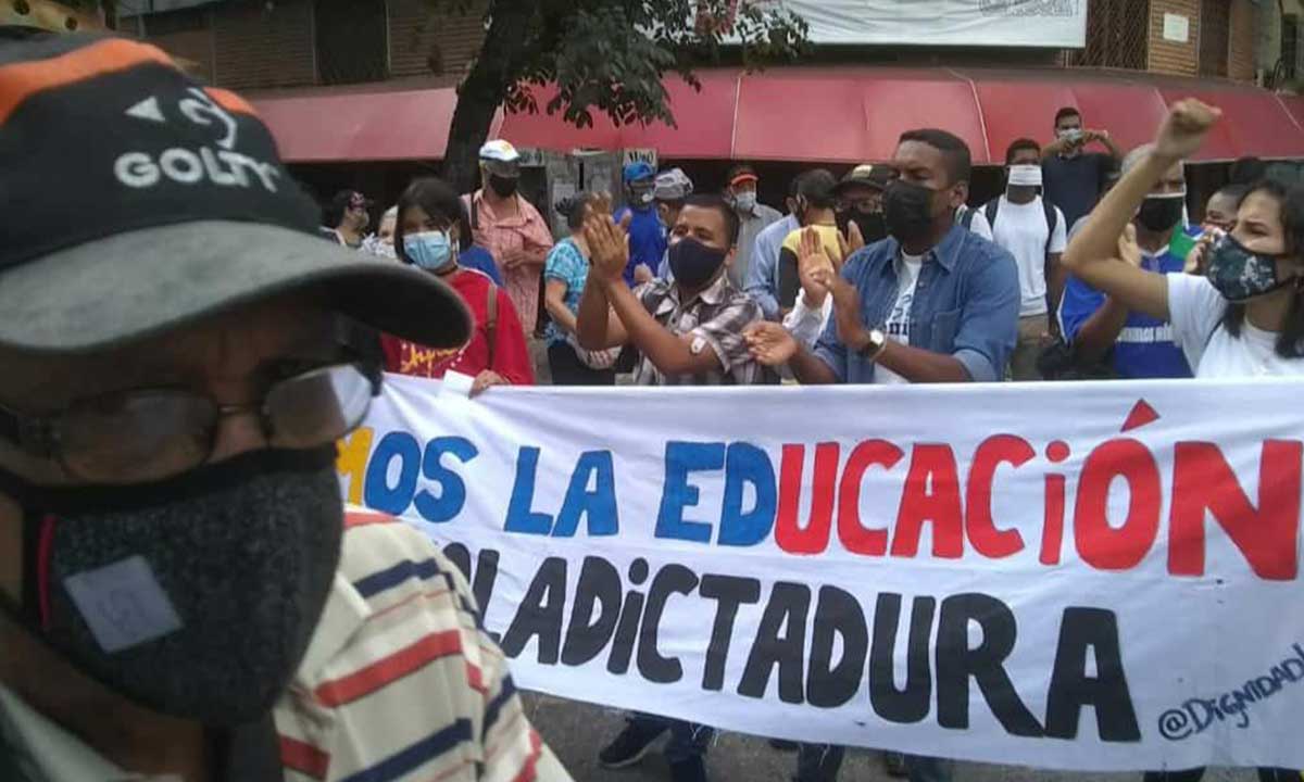 DOCENTES