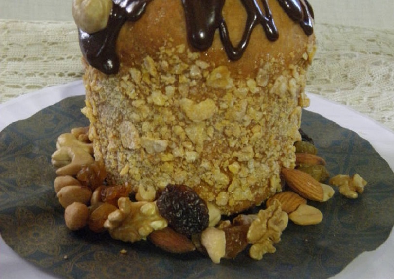 Delicia: Pan dulce navideño tipo postre, relleno con dulce de leche y crema