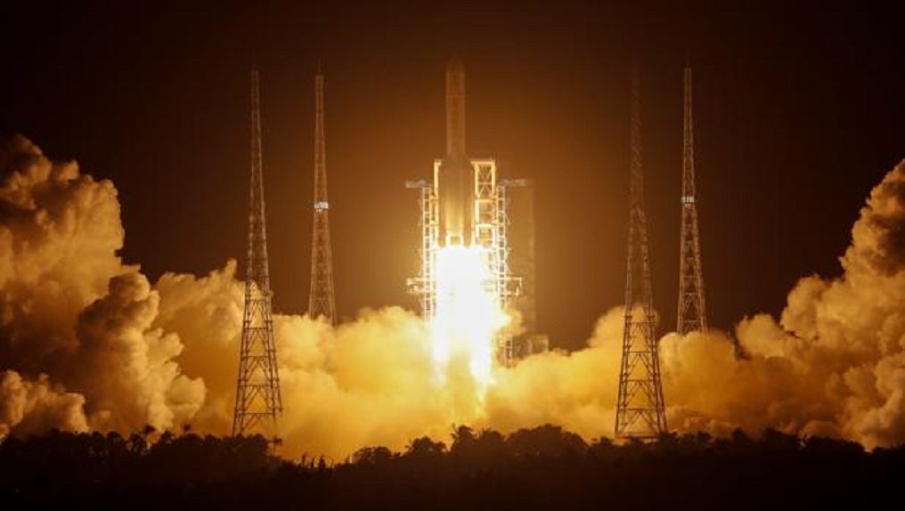 El Chang’e-5 es lanzado con exito para traer muestras de rocas de la Luna