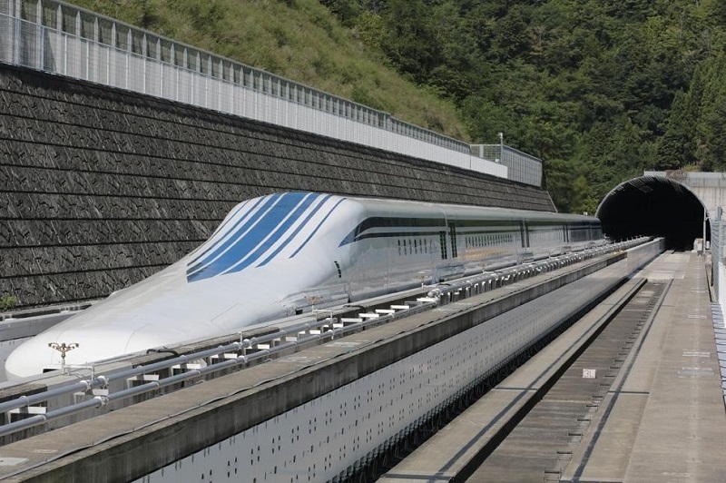 China: el sorprendente tren de levitación magnética "maglev"