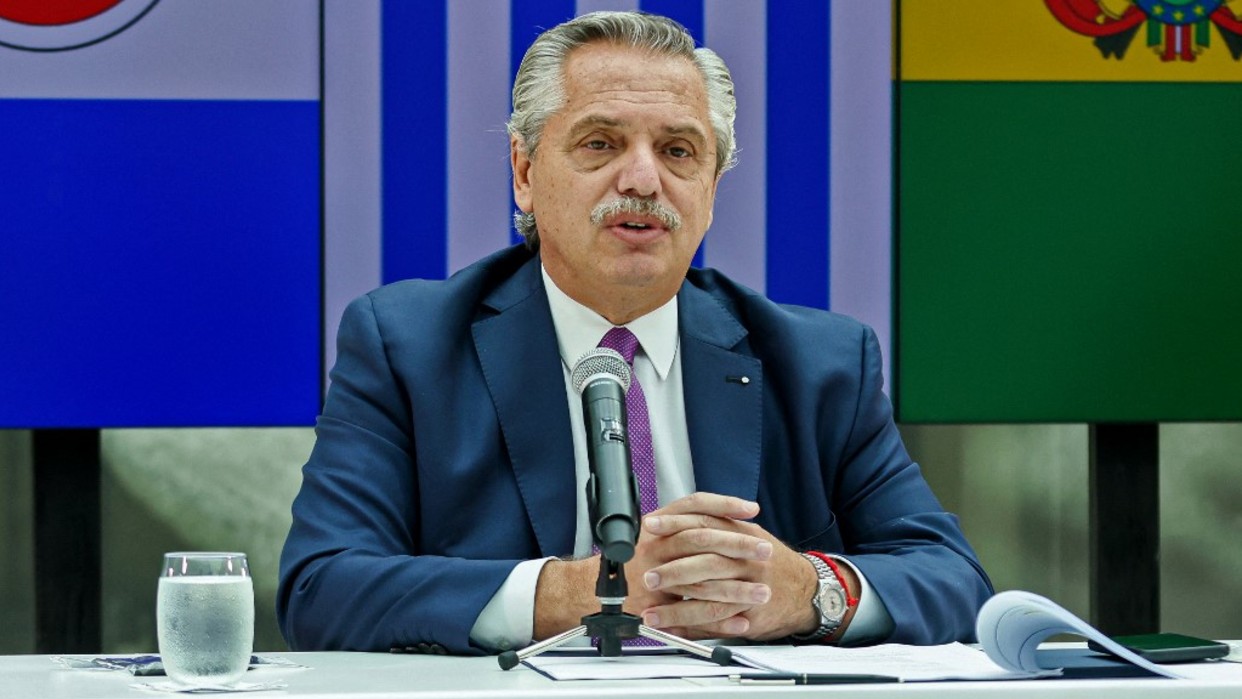 Alberto Fernández