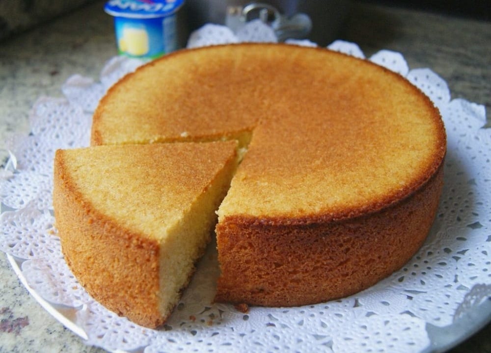 Receta: esponjoso y rico bizcocho de leche y yogur