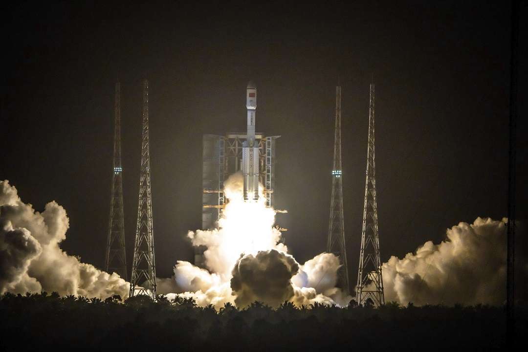 Tres astronautas serán llevados a la estación orbital anunció China