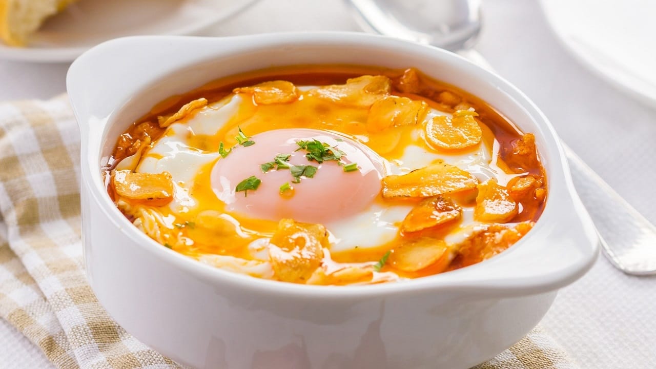 Sopa de ajos: rica receta para un desayuno en familia