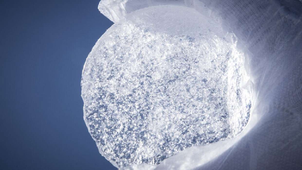 Alpes: hielo extraído puede preservar 10.000 años de memoria climática