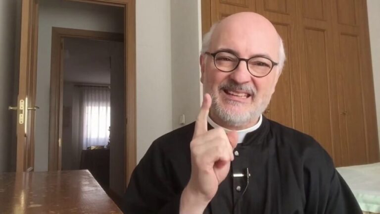 Mensaje Padre Fortea Cuba video