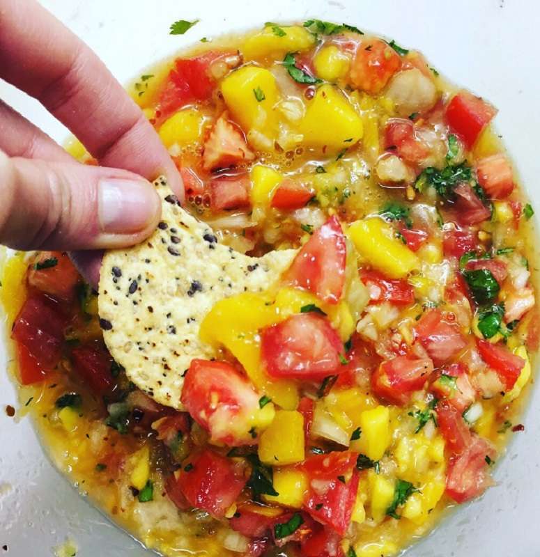 Salsa picante de frutas: sabroso aderezo para acompañar tus comidas