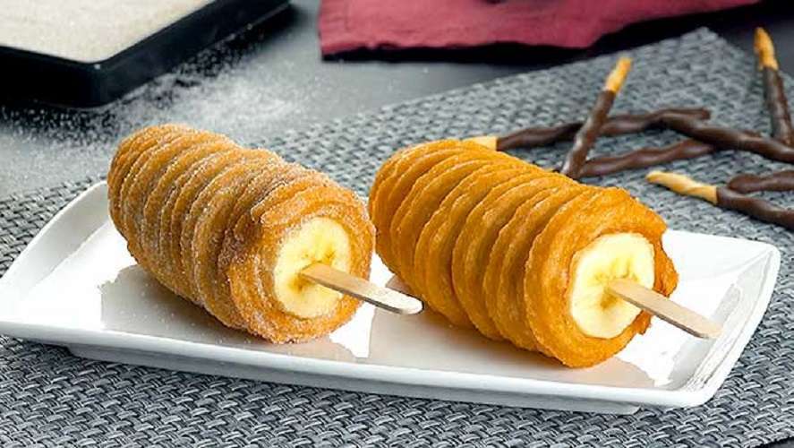 Cambur envuelto en churro