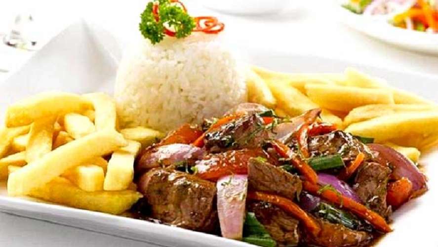 Lomo saltado