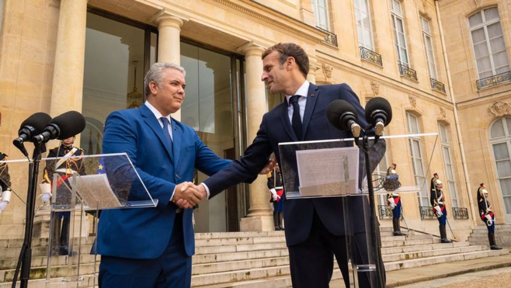 Macron Duque