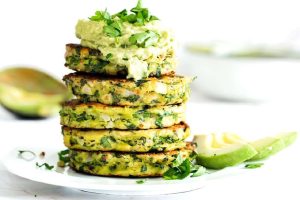 Tortitas de amaranto y espinacas para compartir una cena en familia
