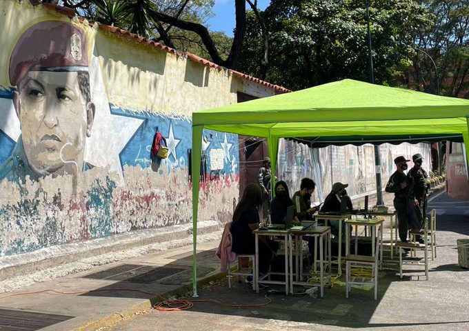 colmillo de león revocatorio fake en fakecracia