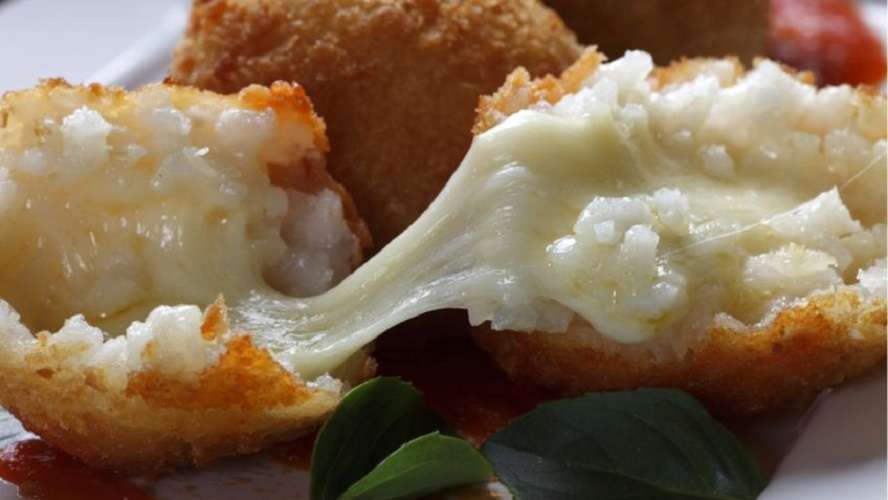 Croquetas de arroz con queso crema