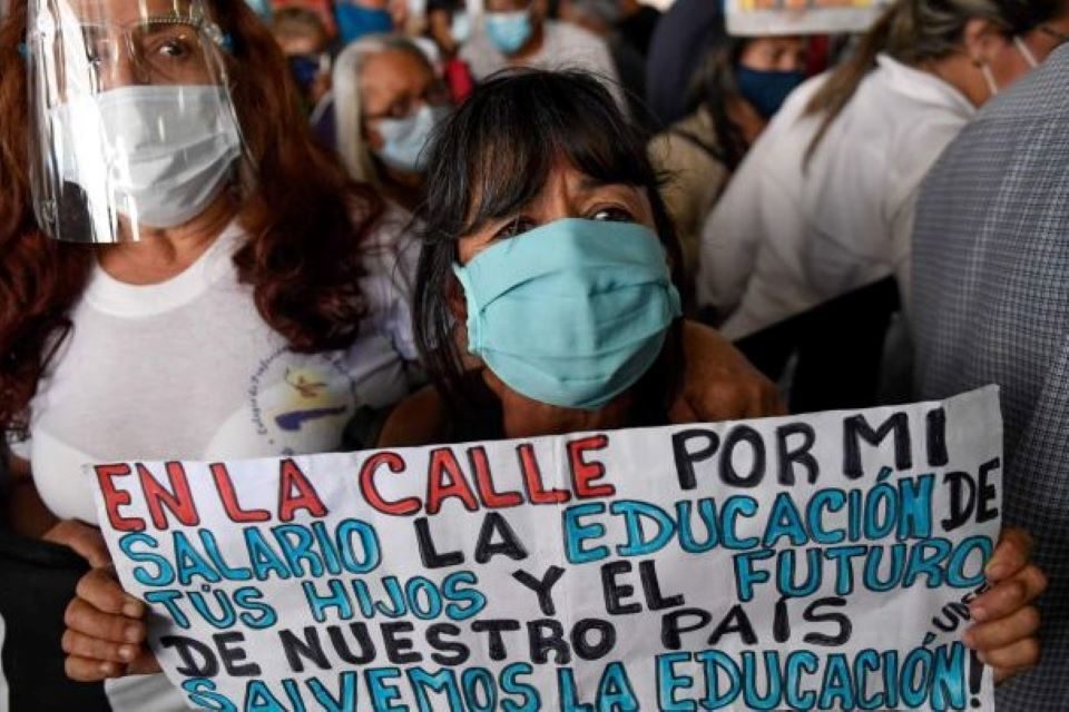 Sindicatos llaman a una protesta frente a los hospitales este 15Feb
