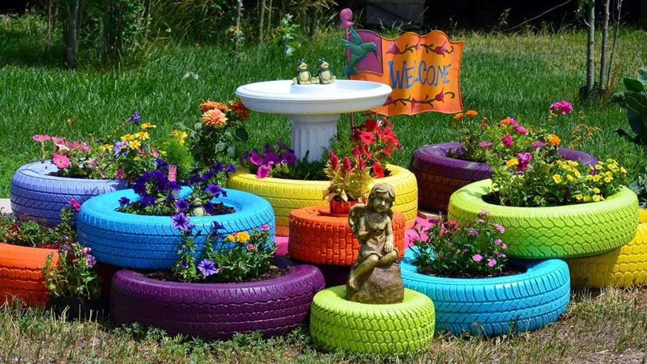 Crea tus propios materos con objetos reciclados