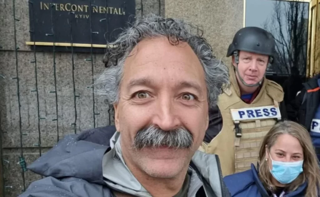 Asesinan a camarógrafo de Fox News tras ataque a su carro en Ucrania