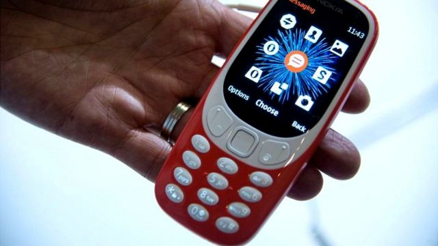 Resurgen los teléfonos no inteligentes