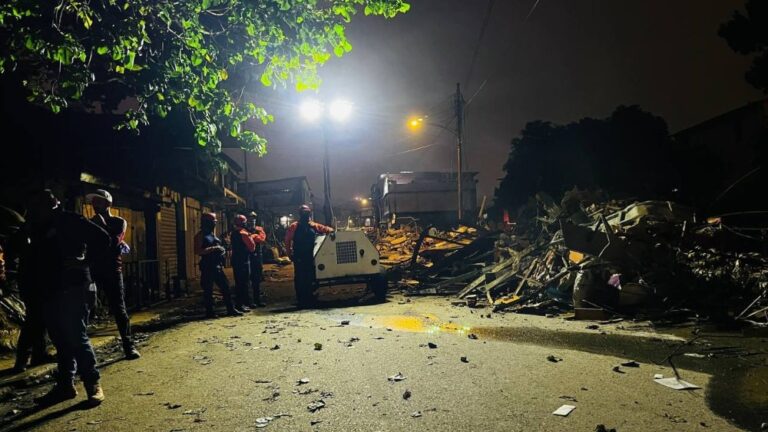 Lluvias en Caracas dejan al menos 500 familias afectadas, según autoridades