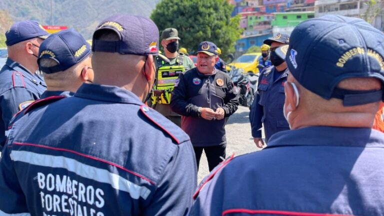 Cuatro puntos de control fueron instalados en la autopista Caracas - La Guaira