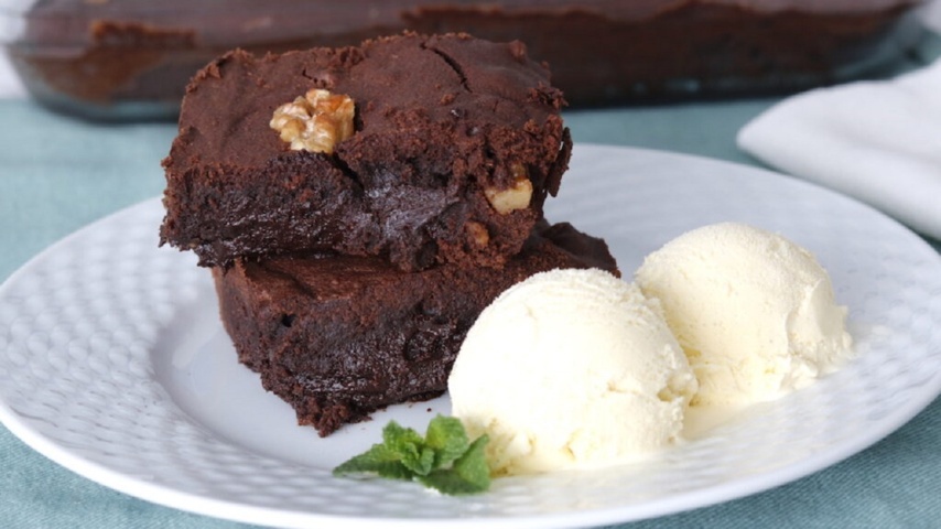 Brownie de chocolate y nueces: un postre para los pequeños de la casa