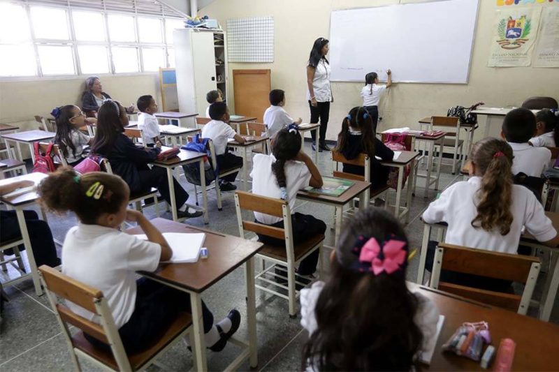 Aprueban Ley de Convivencia Pacífica Escolar en primera discusión