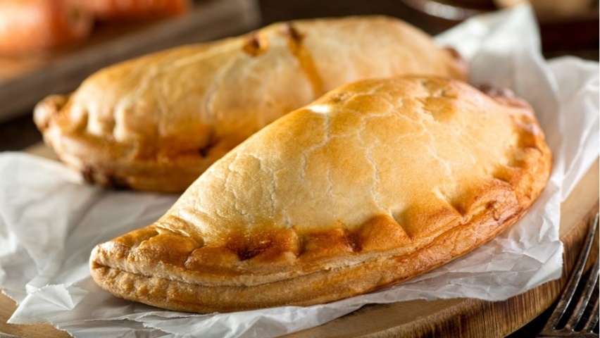 Empanadas de roast beef