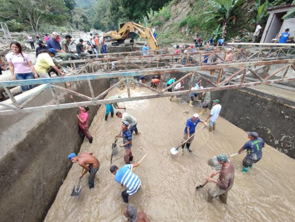 Fuertes lluvias en Mérida dejan dos comunidades aisladas