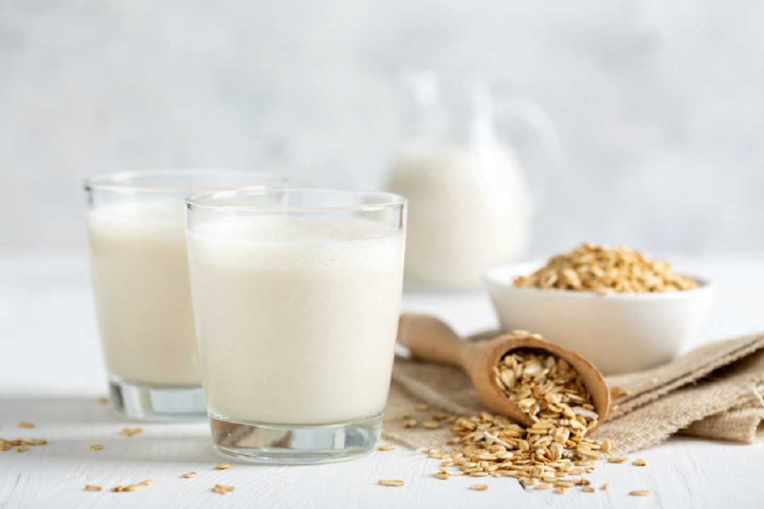 Agua cremosa de avena: deliciosa bebida para una tarde calurosa
