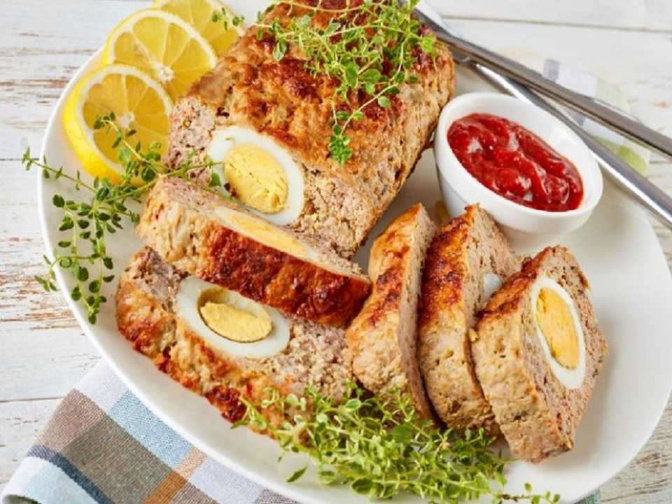 Rollo de carne relleno de huevo: deliciosa receta para tus hijos