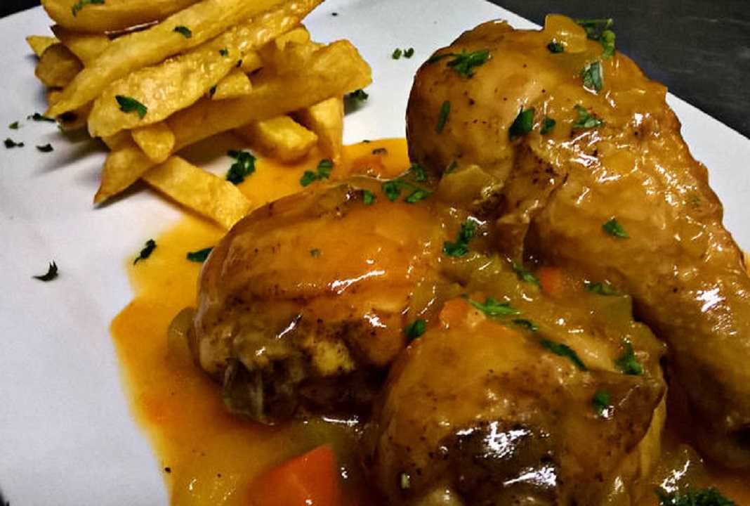 Muslos de pollo con cerveza negra: deliciosa receta para cenar