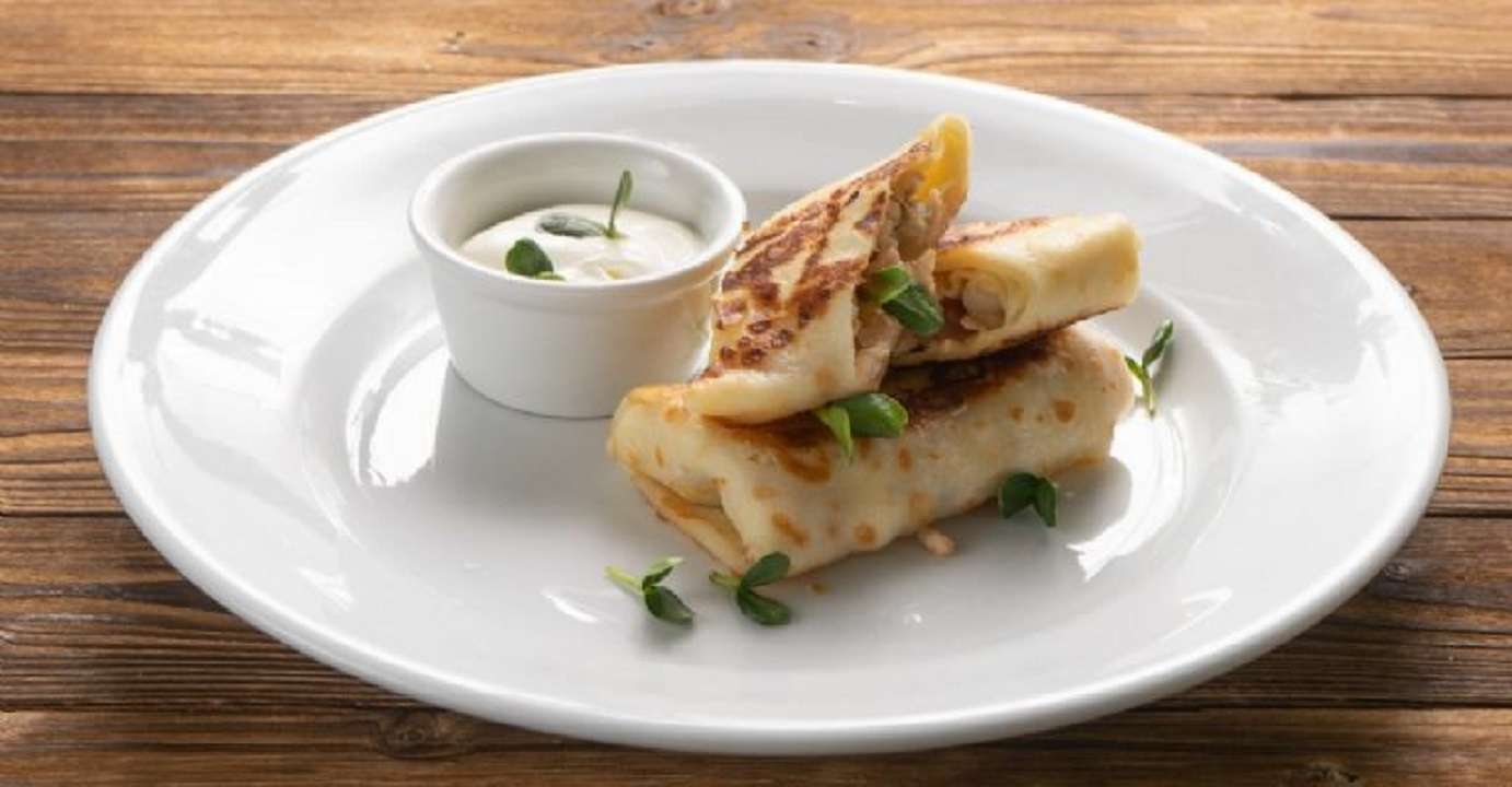 Crepas de pechuga de pollo: sabrosa receta para una cena ligera
