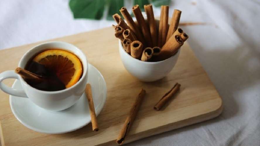 Infusión de naranja con canela