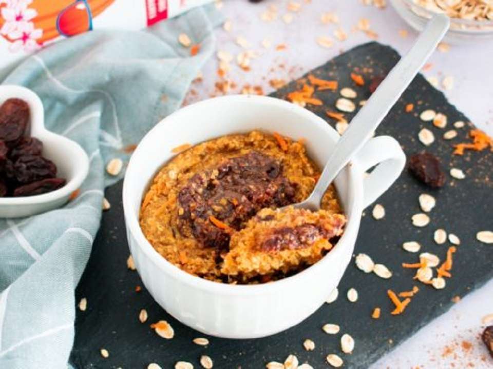 Mug cake de zanahoria: delicioso postre en tan sólo 5 minutos
