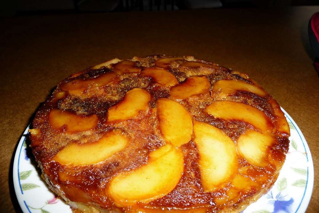 Volteado de durazno: prepara este delicioso postre y sorprende