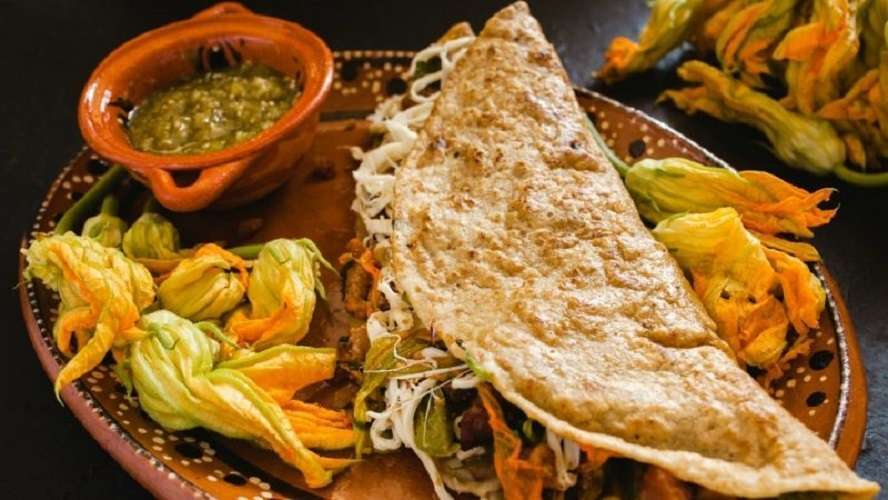 Quesadillas de flor de calabaza